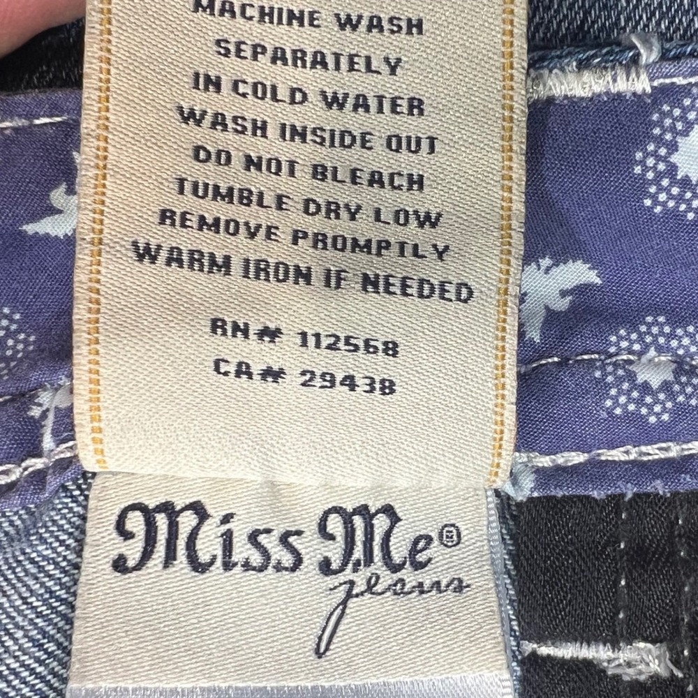 Miss Me Signature Cuffed Capri Distressed Americana Jeans JP7687P MK 555 Size 33 - Picture 8 of 16